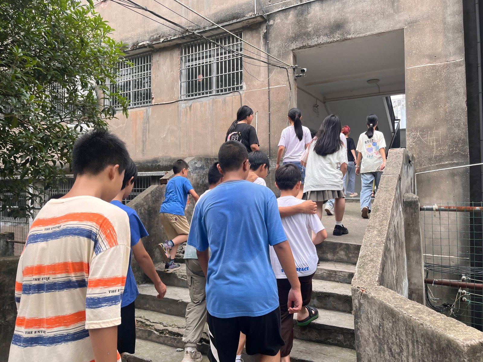 电商助农兴乡村 青春实干显担当——兰州石化职业技术大学2026年春季“三下乡”实
